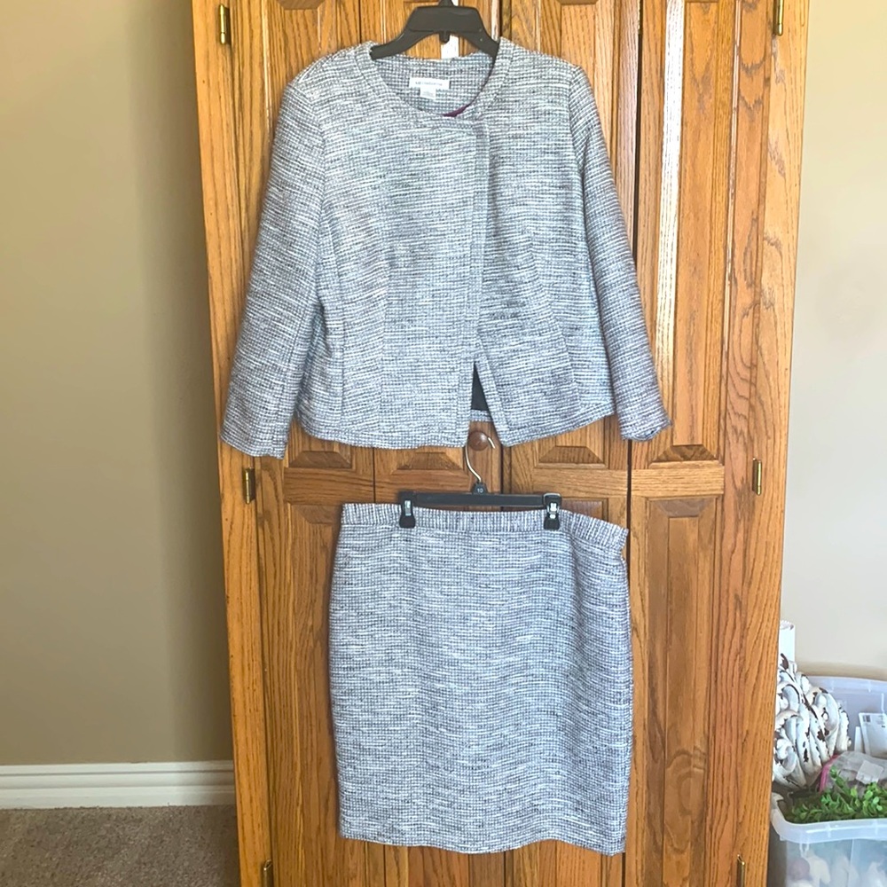 Liz Claiborne suit jacket and skirt,black/white with silver accent threading.